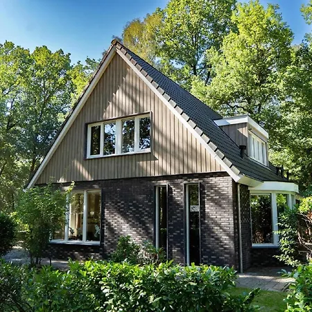 Spacious In Hoenderloo