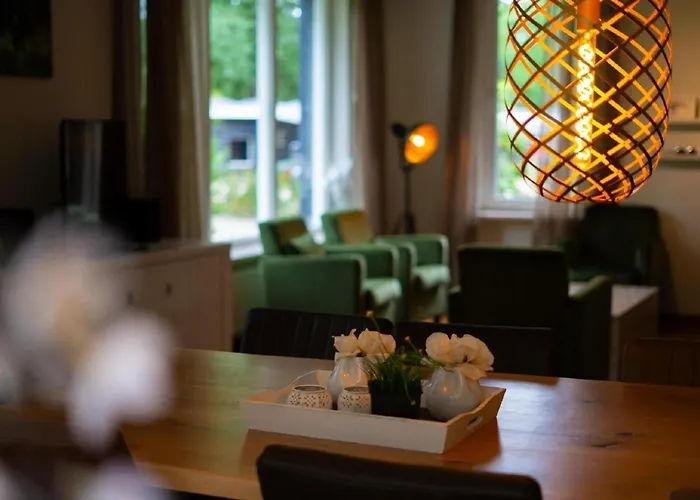 Spacious In * Hoenderloo