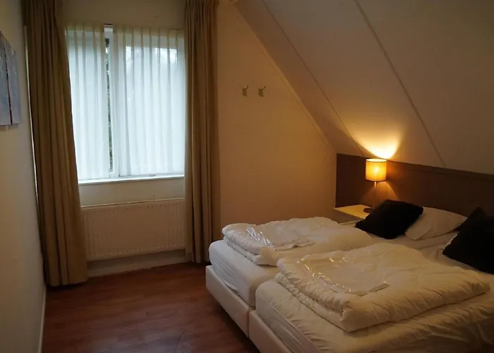 Spacious In בית נופש הונדרלו